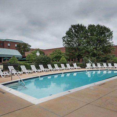 Clarion Hotel & Conference Center Shepherdstown Exterior photo
