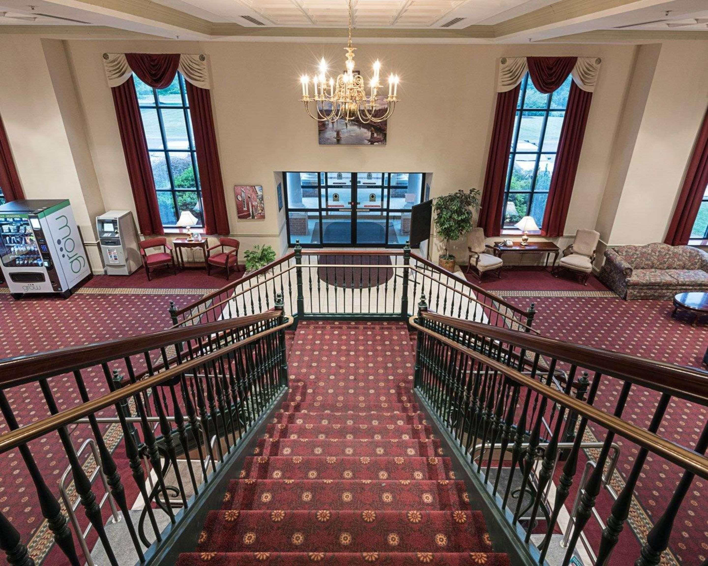 Clarion Hotel & Conference Center Shepherdstown Exterior photo