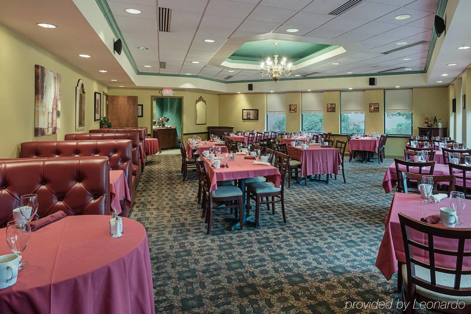 Clarion Hotel & Conference Center Shepherdstown Exterior photo