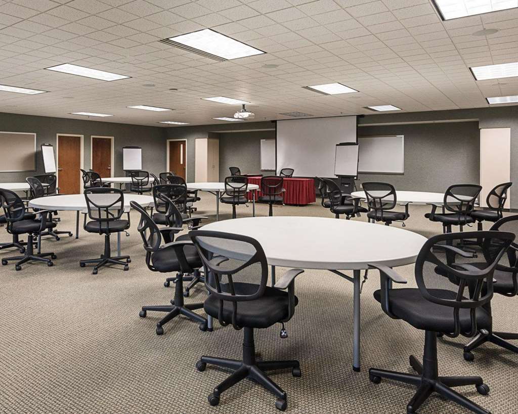 Clarion Hotel & Conference Center Shepherdstown Facilities photo