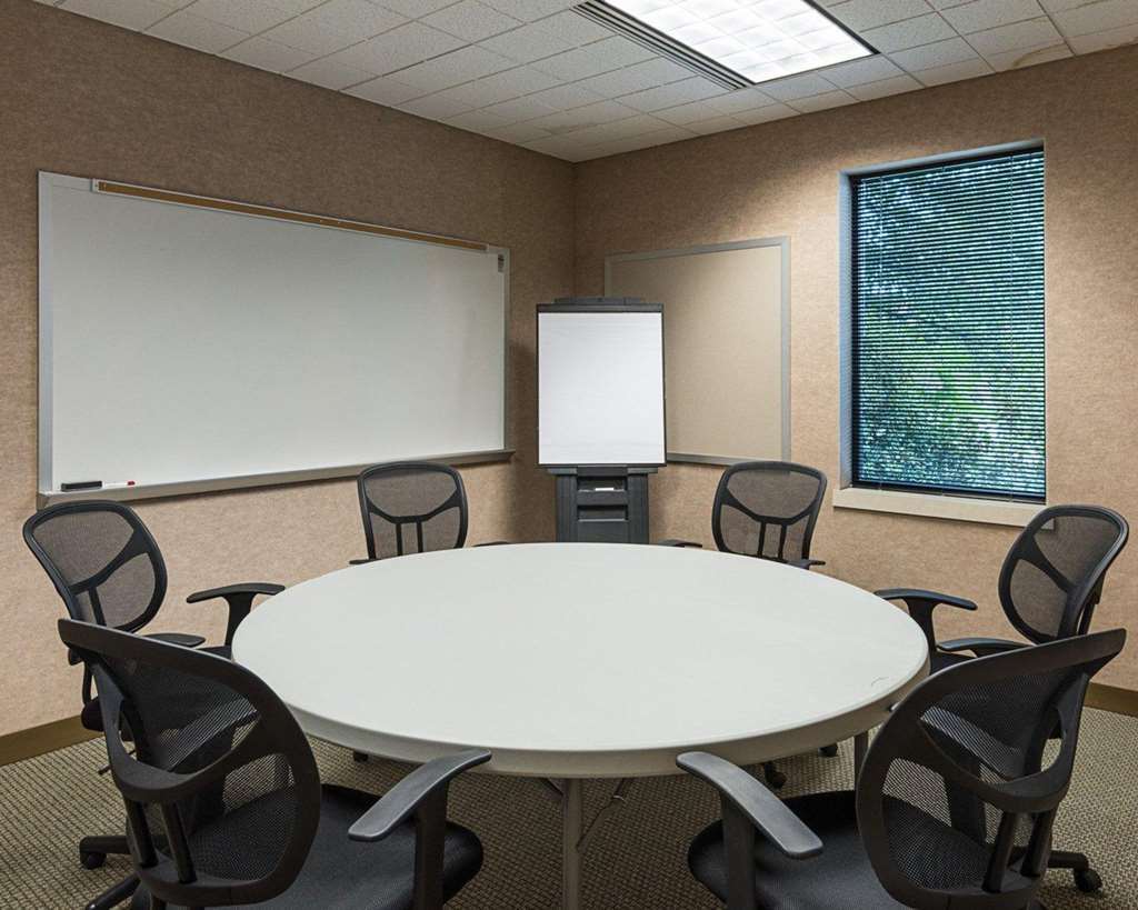 Clarion Hotel & Conference Center Shepherdstown Facilities photo