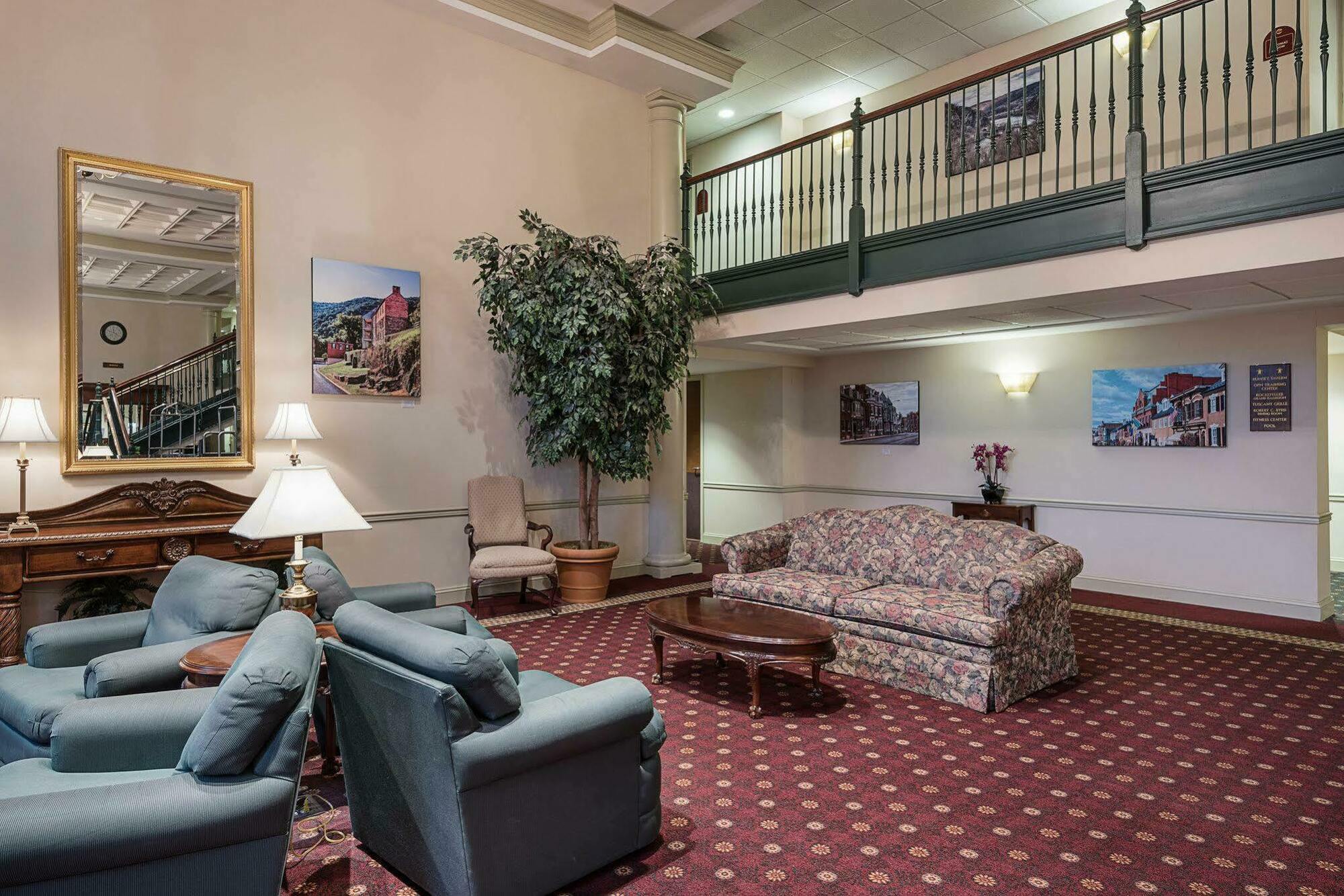 Clarion Hotel & Conference Center Shepherdstown Exterior photo